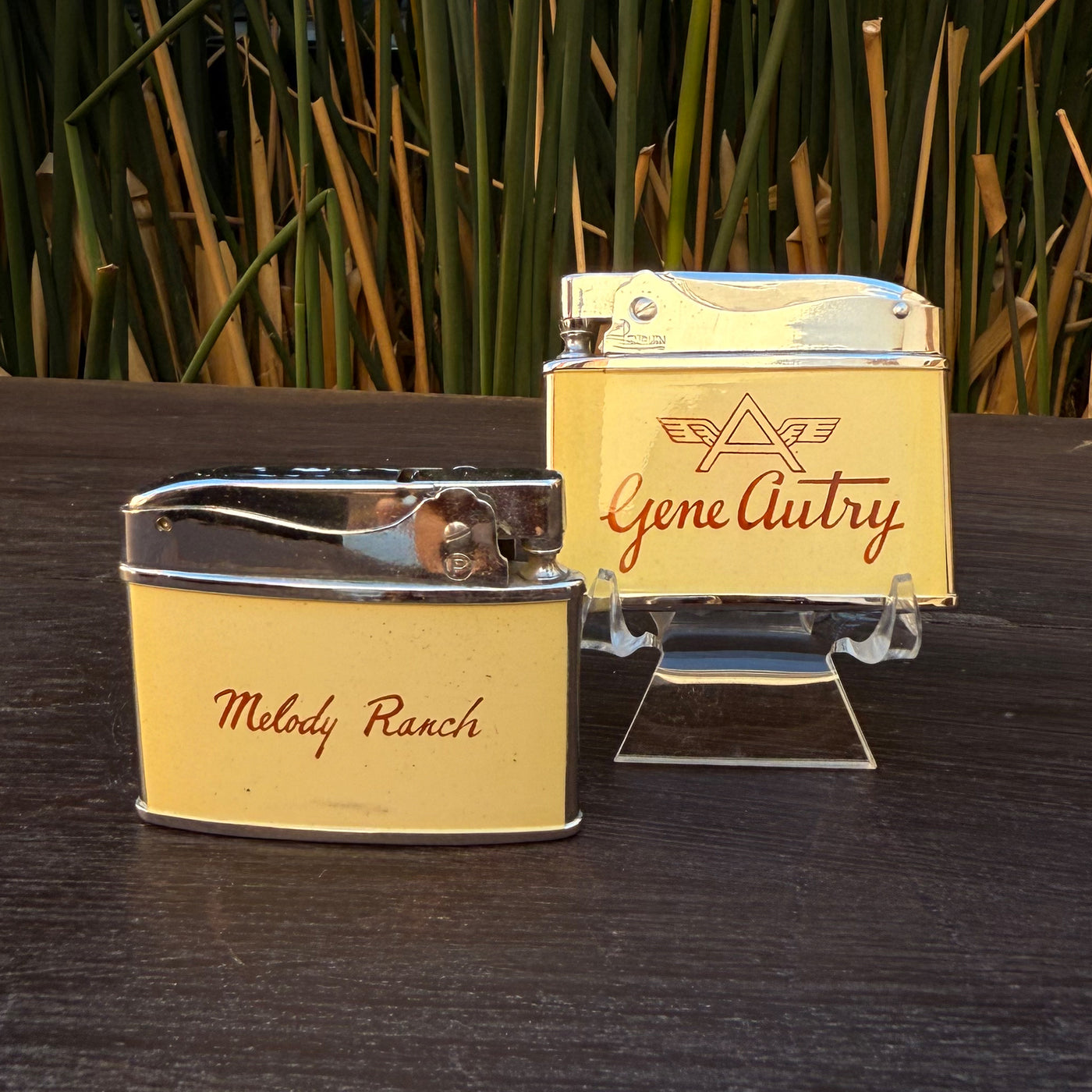 Penguin Gene Autry Super Lighter