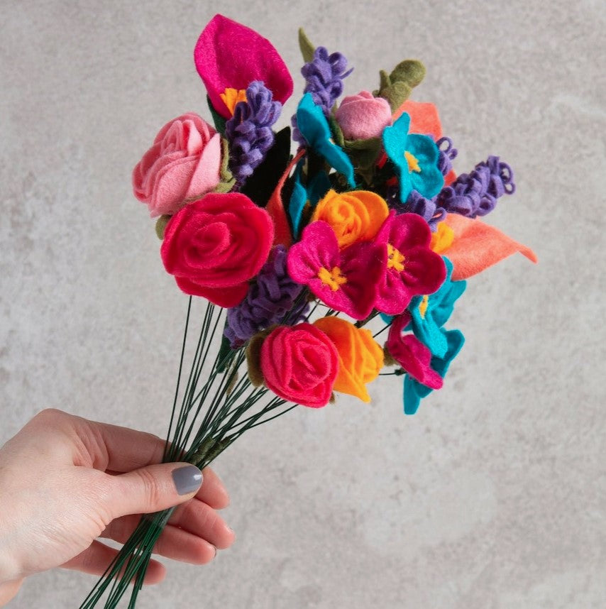 Felt Craft Kit - A Bouquet of Flowers