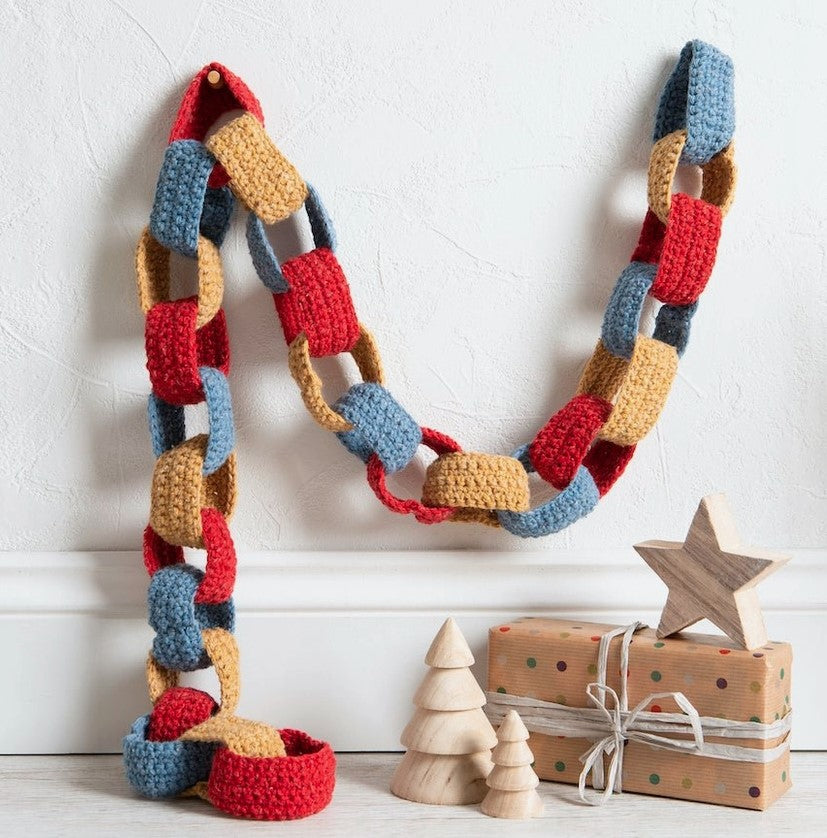 Christmas Paper Chain Crochet Kit