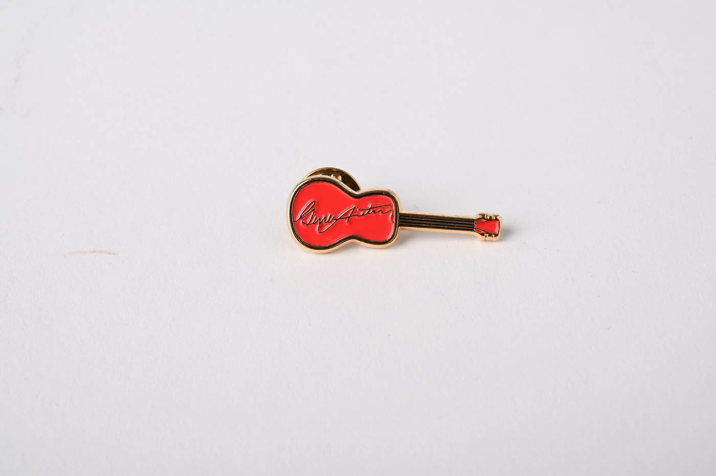 Pin Small Autry Red Guitar